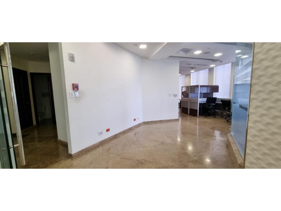 ALQUILER DE OFICINA EN TORRE BICSA // AVE BALBOA CS - 2