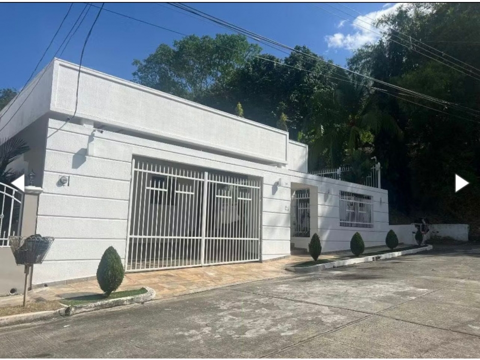 SE VENDE CASA EN BRISAS DEL GOLF — foto 2
