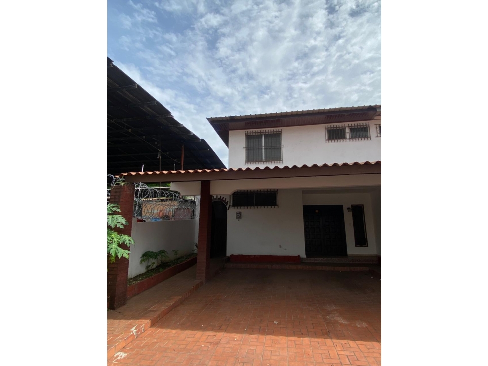 SE VENDE CASA EN EL INGENIO - OPORTUNIDAD