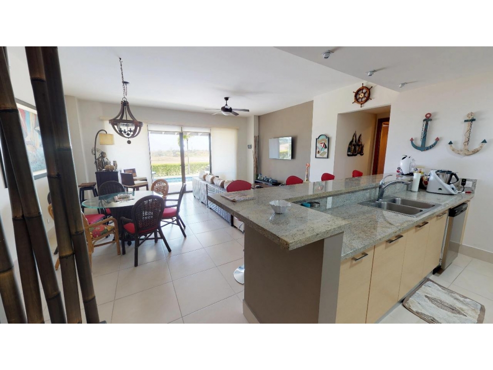 SE VENDE CASA CON PISCINA EN CASAMAR // SAN CARLOS — foto 5