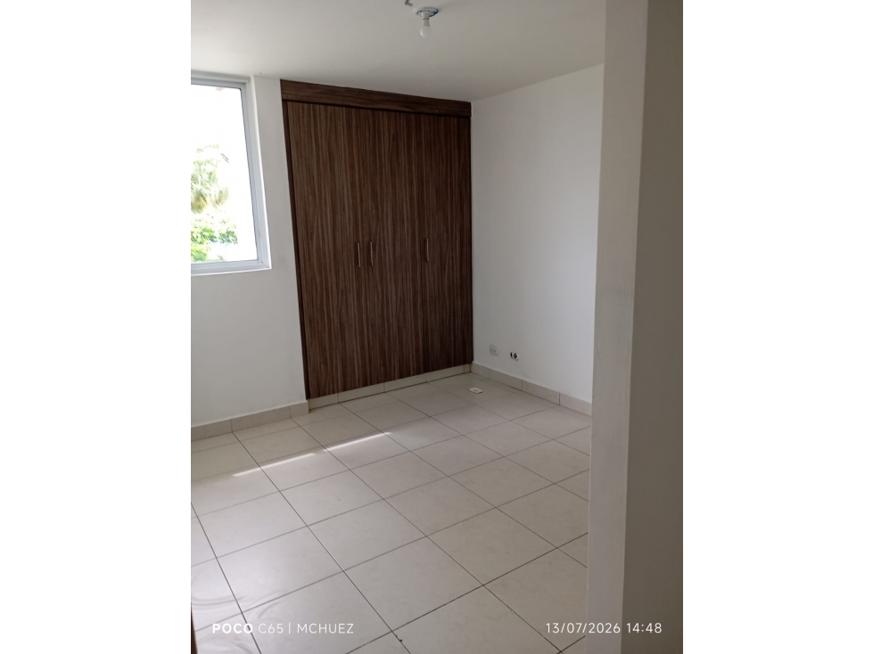 SE VENDE APTO EN LAS ACACIAS // TORRES DE CANTABRIA — foto 2
