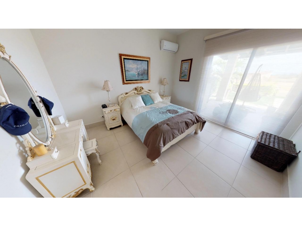 SE VENDE CASA CON PISCINA EN CASAMAR // SAN CARLOS — foto 2