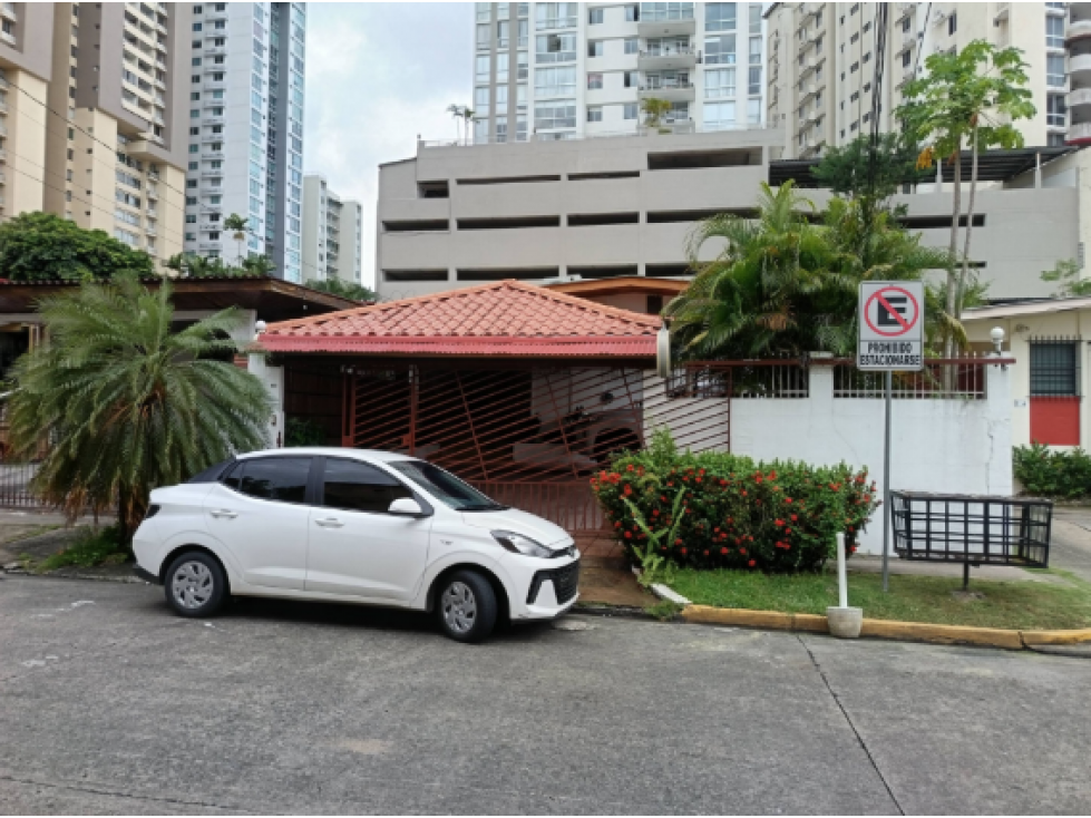 CASA EN VENTA UBICADA EN HATO PINTADO
