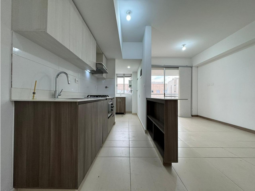 EXCELENTE APARTAMENTO PARA LA VENTA EN CALASANZ — foto 2