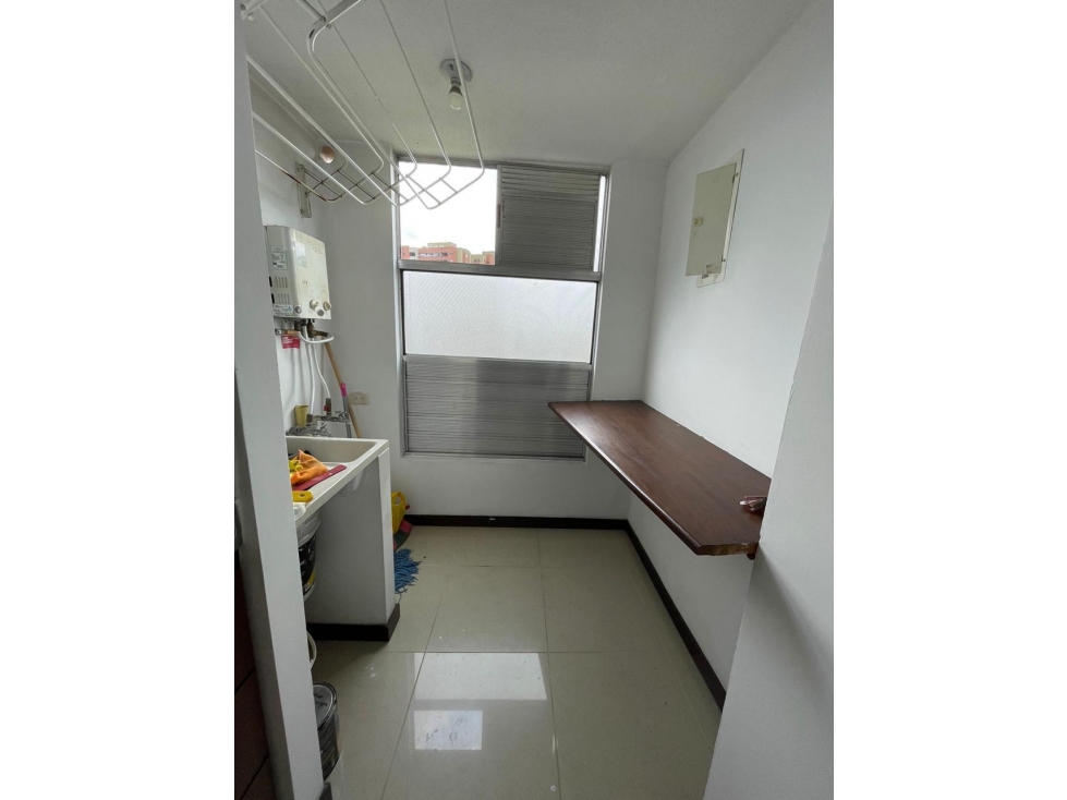 ESPECTACULAR APARTAMENTO PARA EL ARRIENDO EN LA LOMA DE SAN JULIAN — foto 5