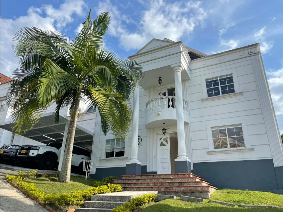 EXCELENTE CASA PARA EL ARRIENDO EN EL POBLADO EL TESORO