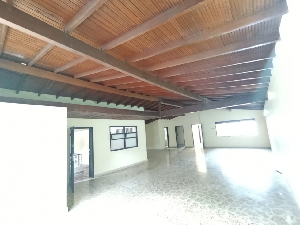 LOCAL EN ARRIENDO SECTOR ESTADIO — foto 3