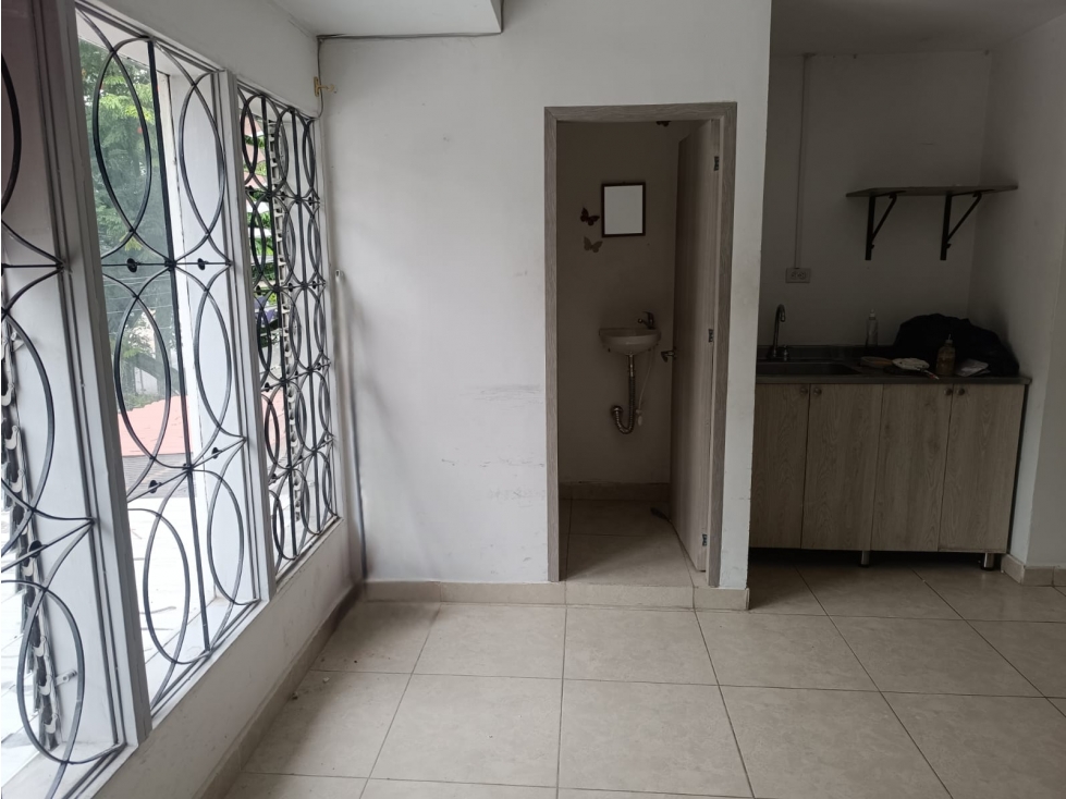 local comercial en el sector de belen la palma — foto 4