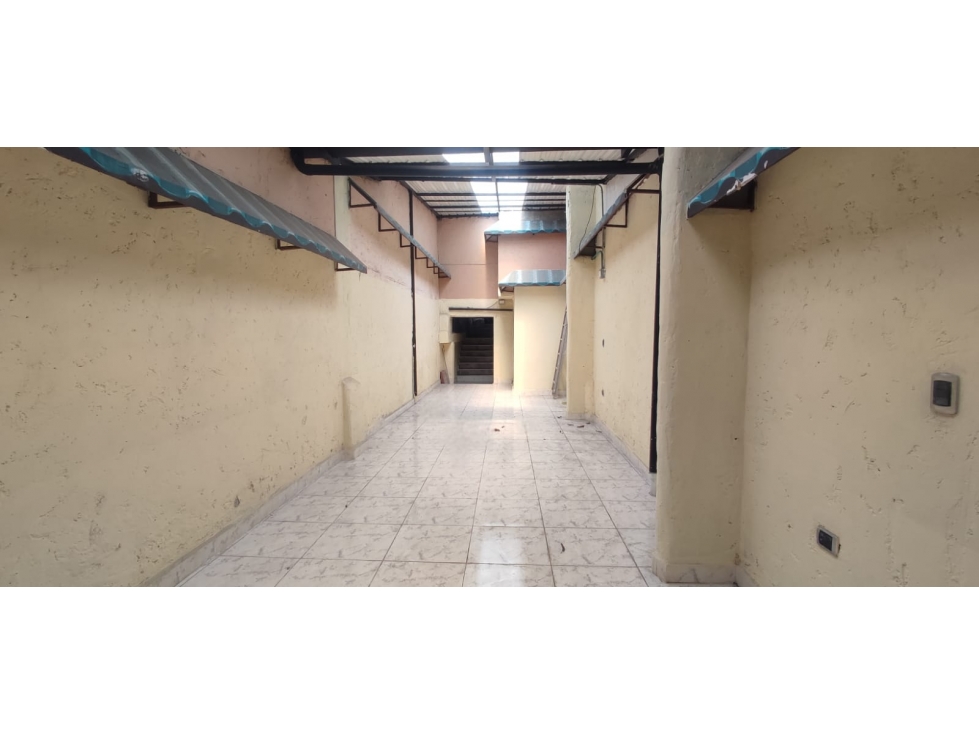 LOCAL COMERCIAL SECTOR MANILA — foto 5