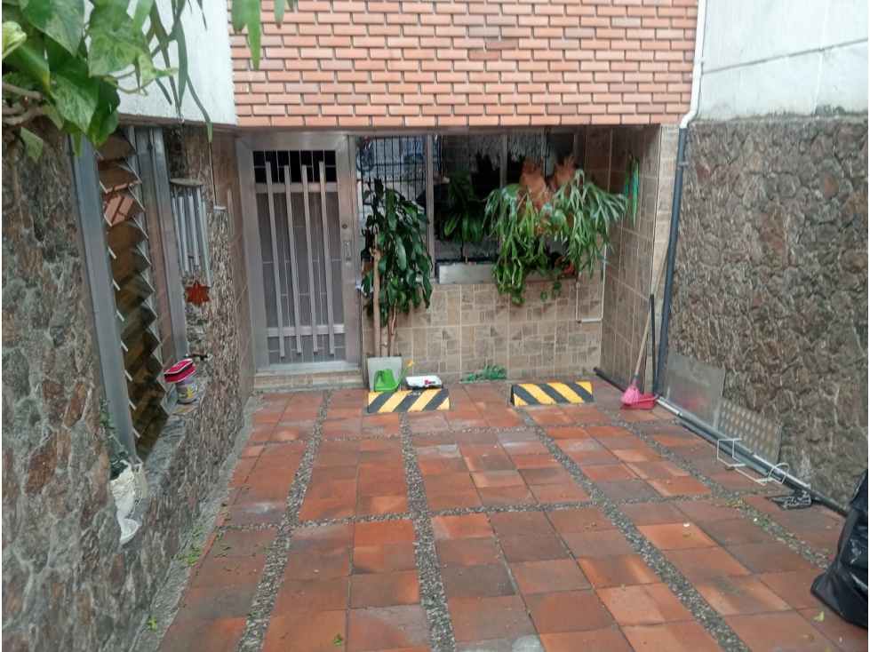 APARTAMENTO EN ARRIENDO SECTOR EL VELODROMO