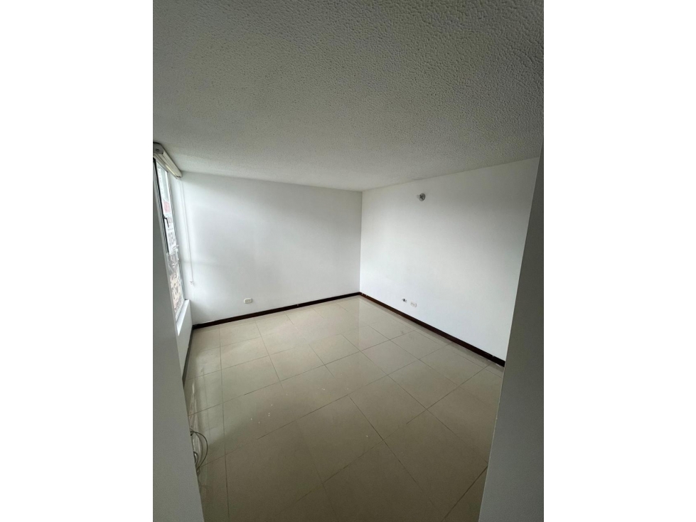 ESPECTACULAR APARTAMENTO PARA EL ARRIENDO EN LA LOMA DE SAN JULIAN — foto 6