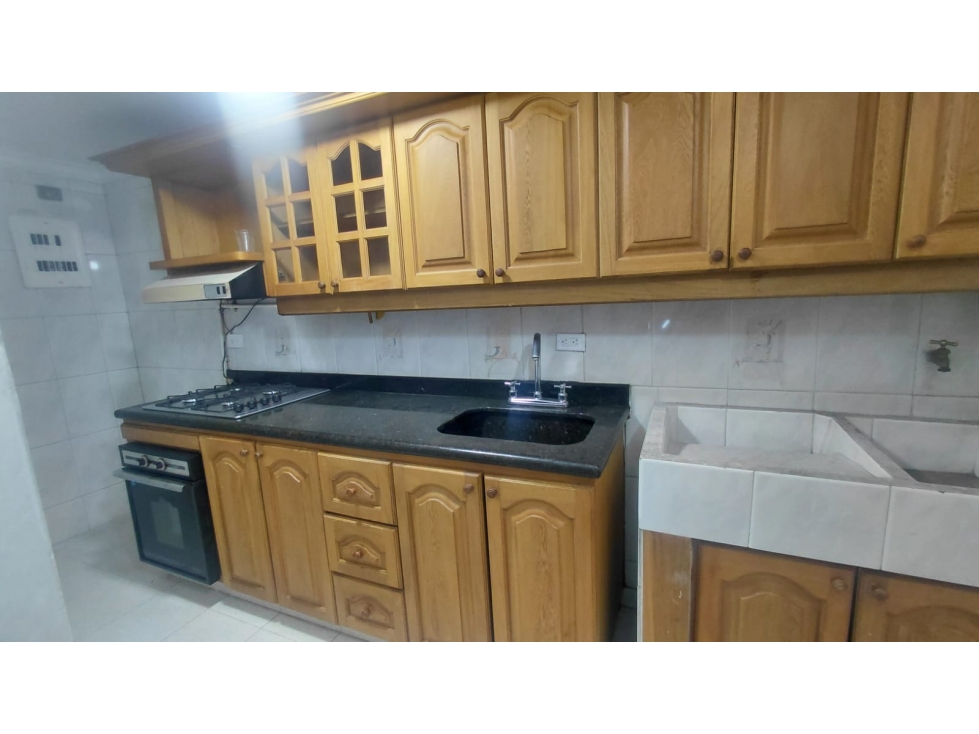 APARTAMENTO EN ARRIENDO SECTOR BELEN ROSALES — foto 2