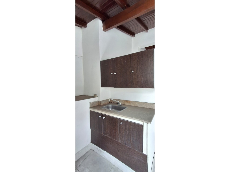 LOCAL EN ARRIENDO SECTOR SAN JUAN
