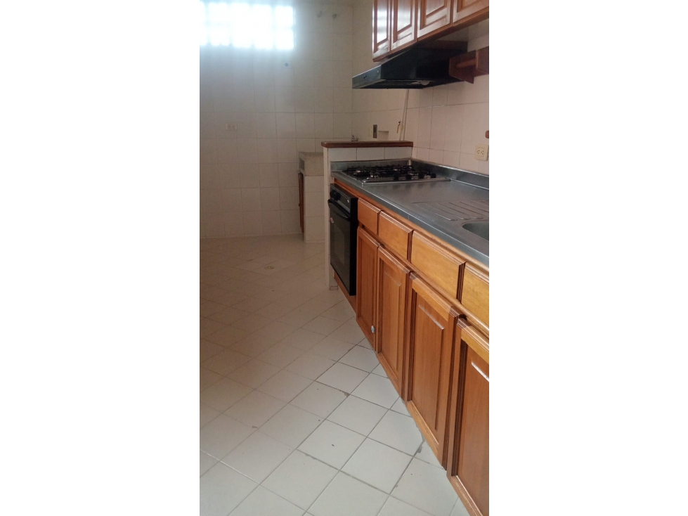 APARTAMENTO EN ARRIENDO SECTOR DE PATIO BONITO — foto 3