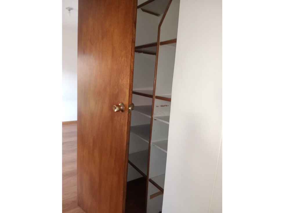 APARTAMENTO EN ARRIENDO SECTOR POBLADO — foto 4