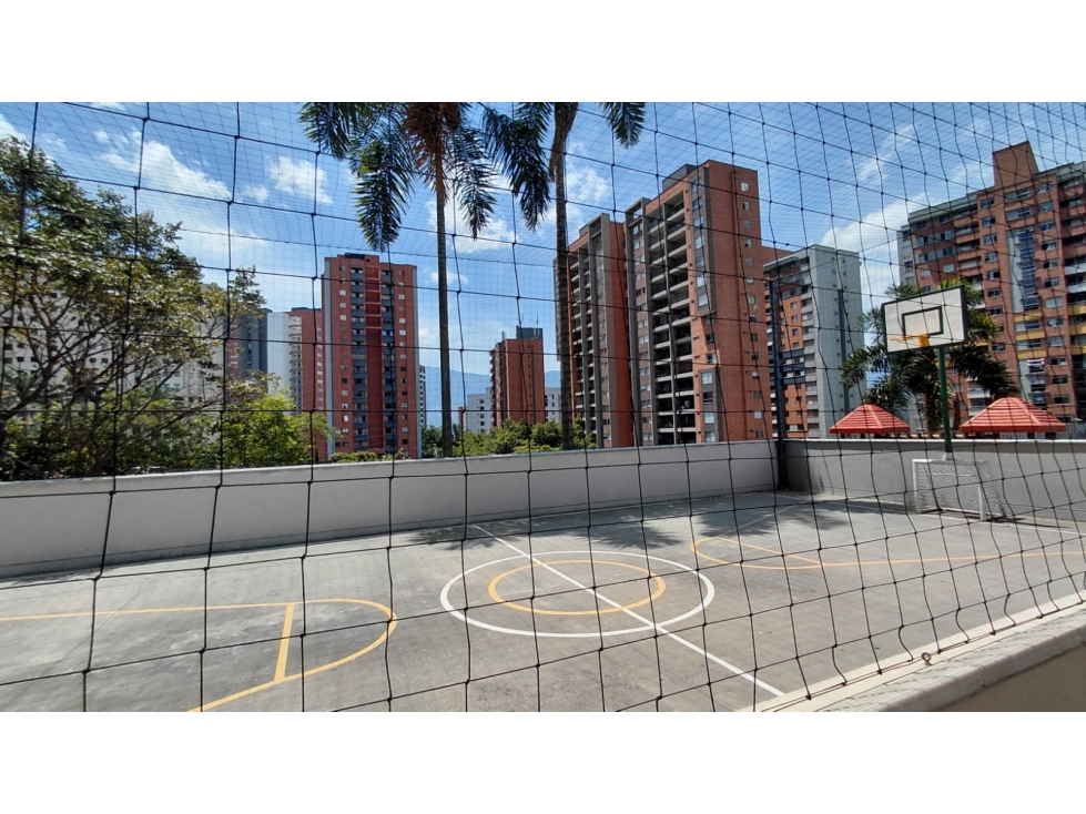 APARTAMENTO EN ARRIENDO SECTOR LOMA DE LOS BERNAL — foto 6