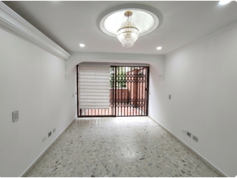 APARTAMENTO EN ARRIENDO SECTOR LA MOTA — foto 3
