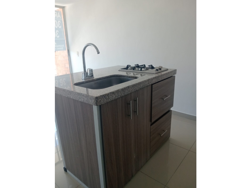 APARTAESTUDIO EN ARRIENDO LA 4 SUR
