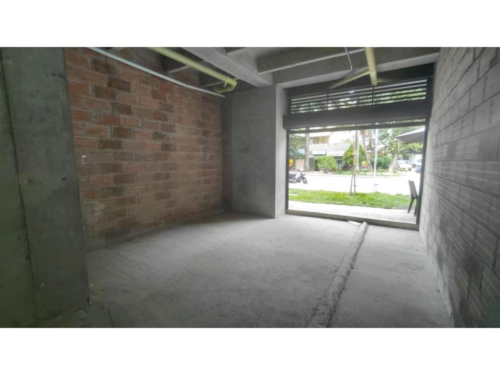 LOCAL EN ARRIENDO SECTOR PARQUE BELEN - 2