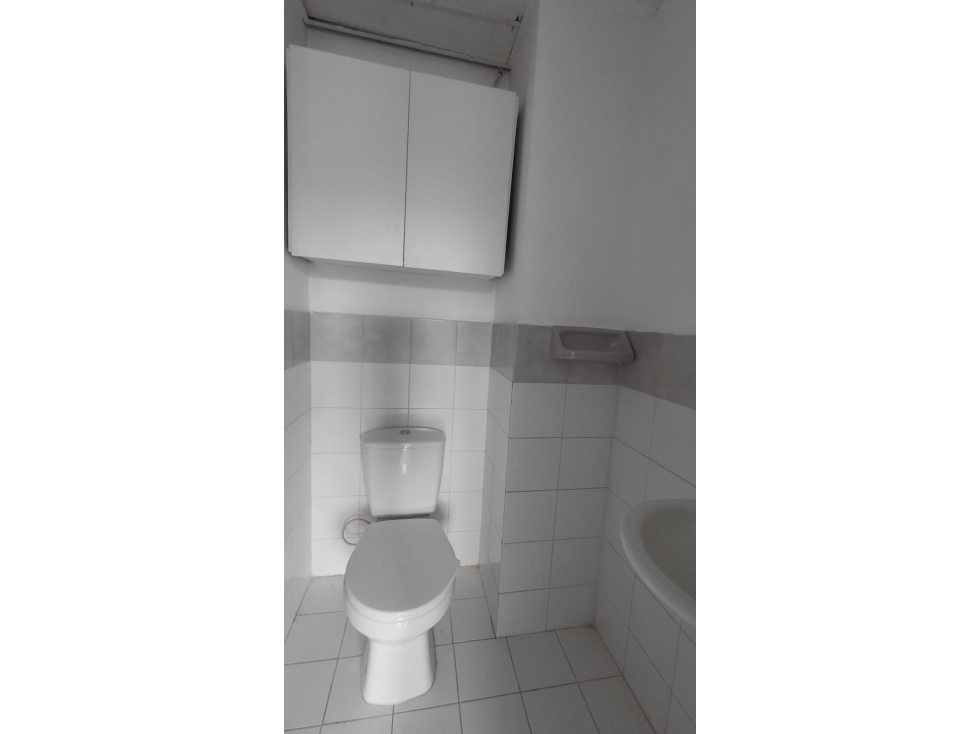 OFICINA EN ARRIENDO SECTOR LAURELES — foto 5