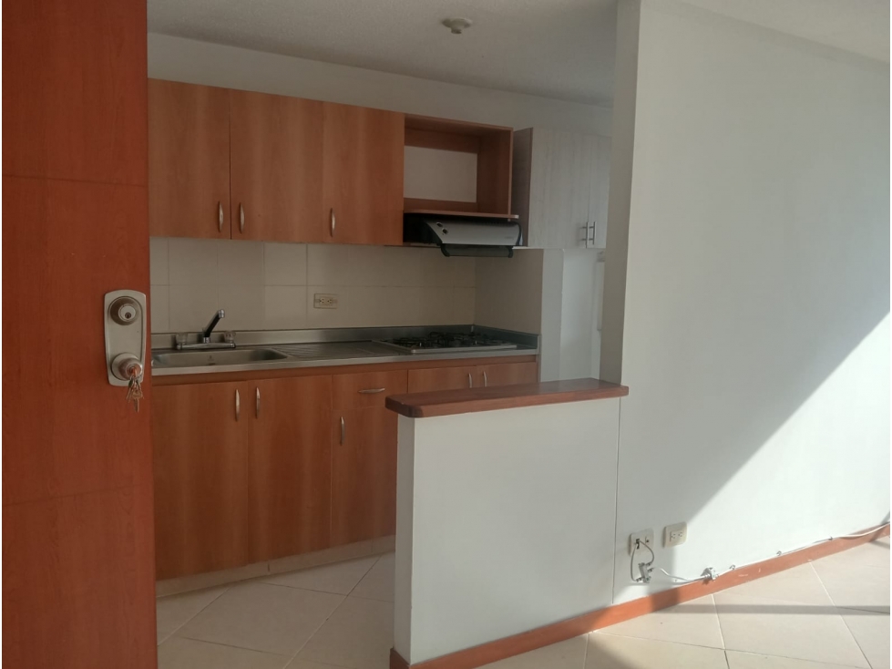 Apartamento con excelente ubicación para el Arriendo.