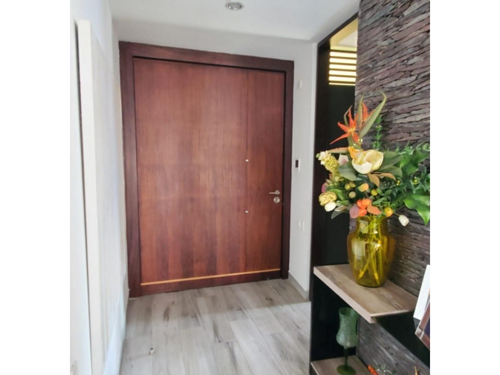Cómodo, y lujoso apartamento para la venta en sector exclusivo. — foto 3