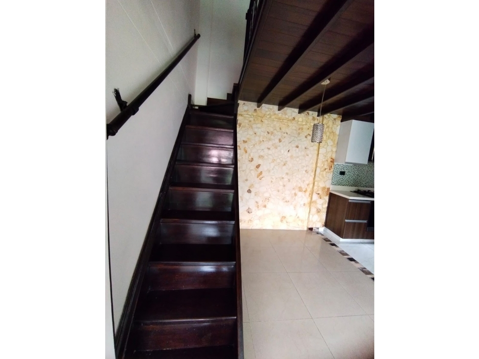se vende hermoso y amplio apartamento en buena urbanización — foto 5