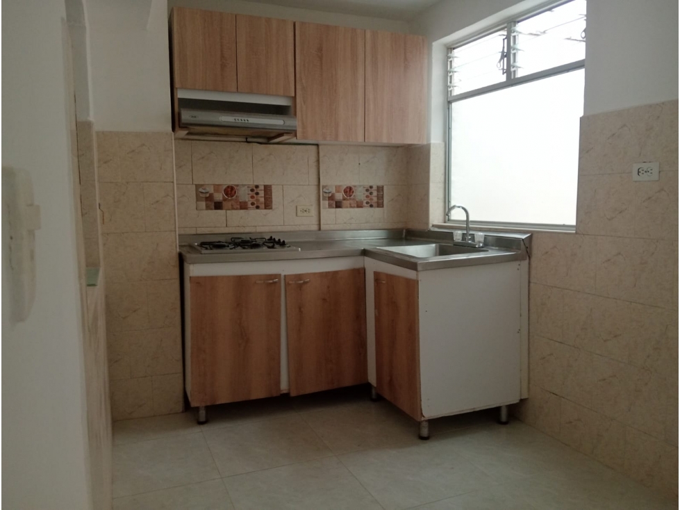 APARTAMENTO EN ARRIENDO SECTOR CRISTO REY — foto 3