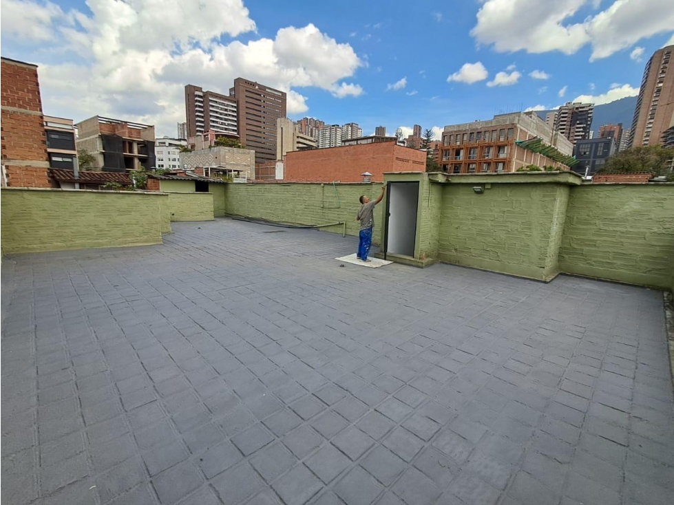 CASA EN ARRIENDO EN EL POBLADO