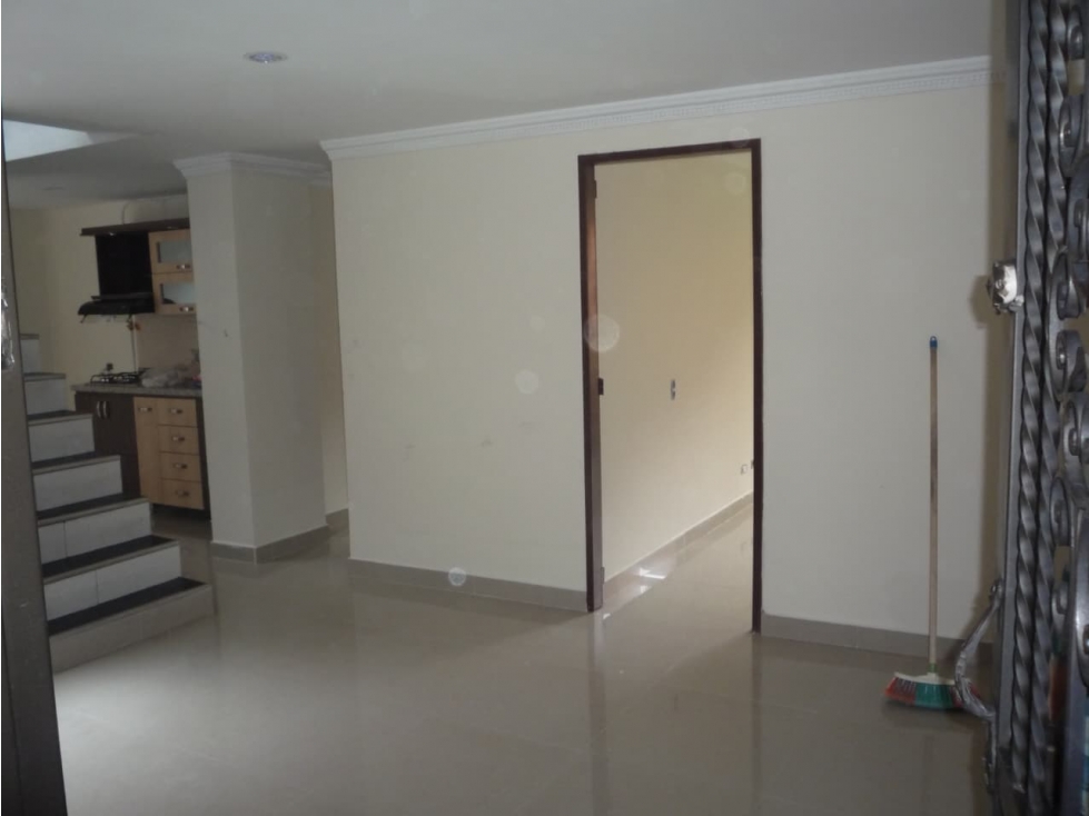 APARTAMENTO EN ARRIENDO EN ENVIGADO