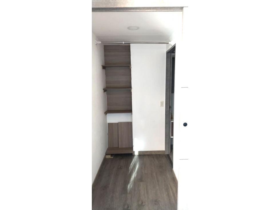 Apartamento con excelente ubicación para el Arriendo. — foto 6
