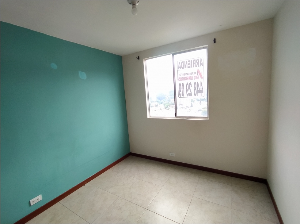 APARTAMENTO EN ARRIENDO SECTOR LOMA DE LOS BERNAL — foto 5