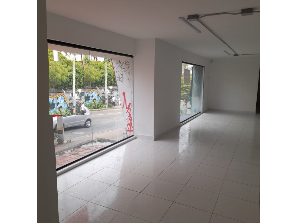 LOCAL EN ARRIENDO , EXCELENTE UBICACION — foto 2