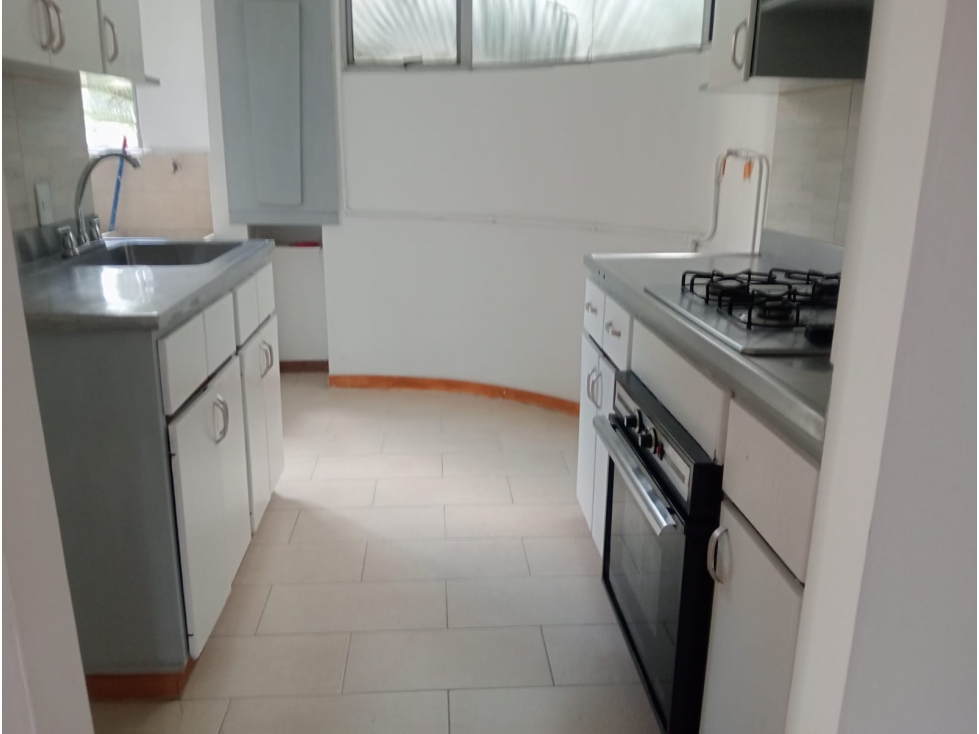 APARTAMENTO EN ARRIENDO SECTOR POBLADO — foto 4