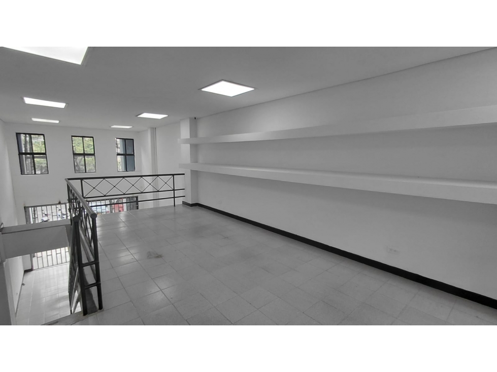 LOCAL EN ARRIENDO SECTOR LAURELES — foto 3
