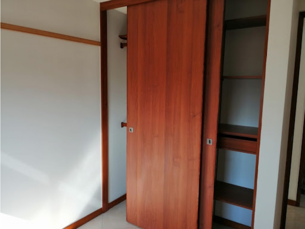 APARTAMENTO EN VENTA SECTOR LA MOTA — foto 5
