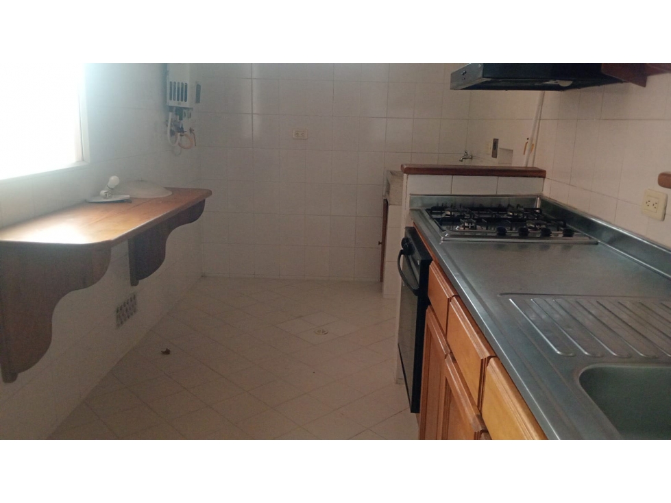 APARTAMENTO EN ARRIENDO SECTOR DE PATIO BONITO — foto 4