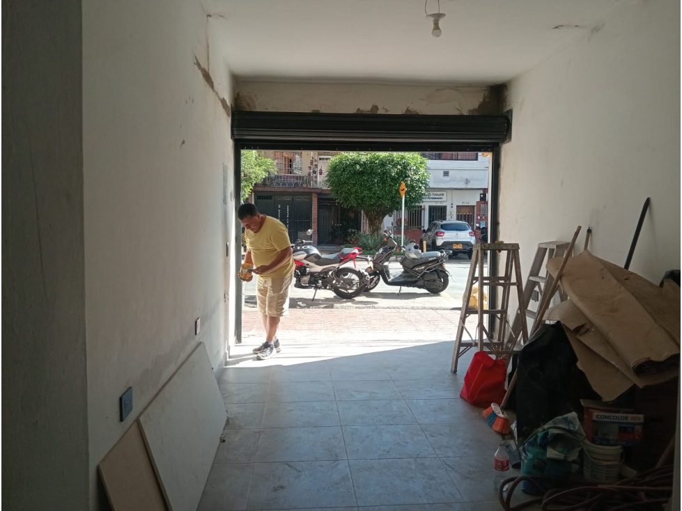 LOCAL COMERCIAL SECTOR VELODROMO — foto 3