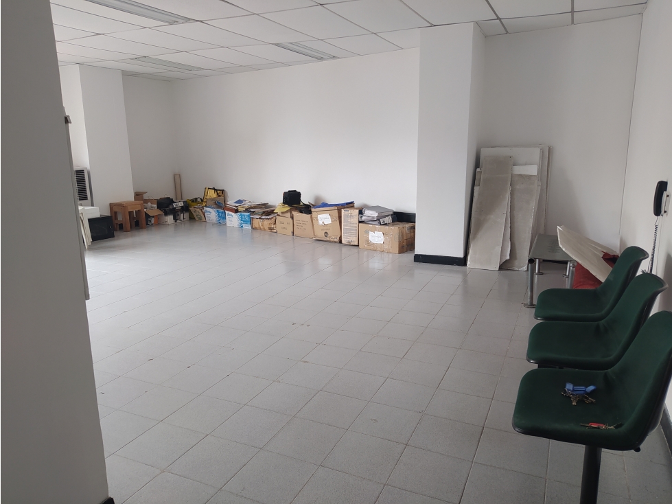 OFICINA EN ARRIENDO SECTOR LAURELES — foto 4