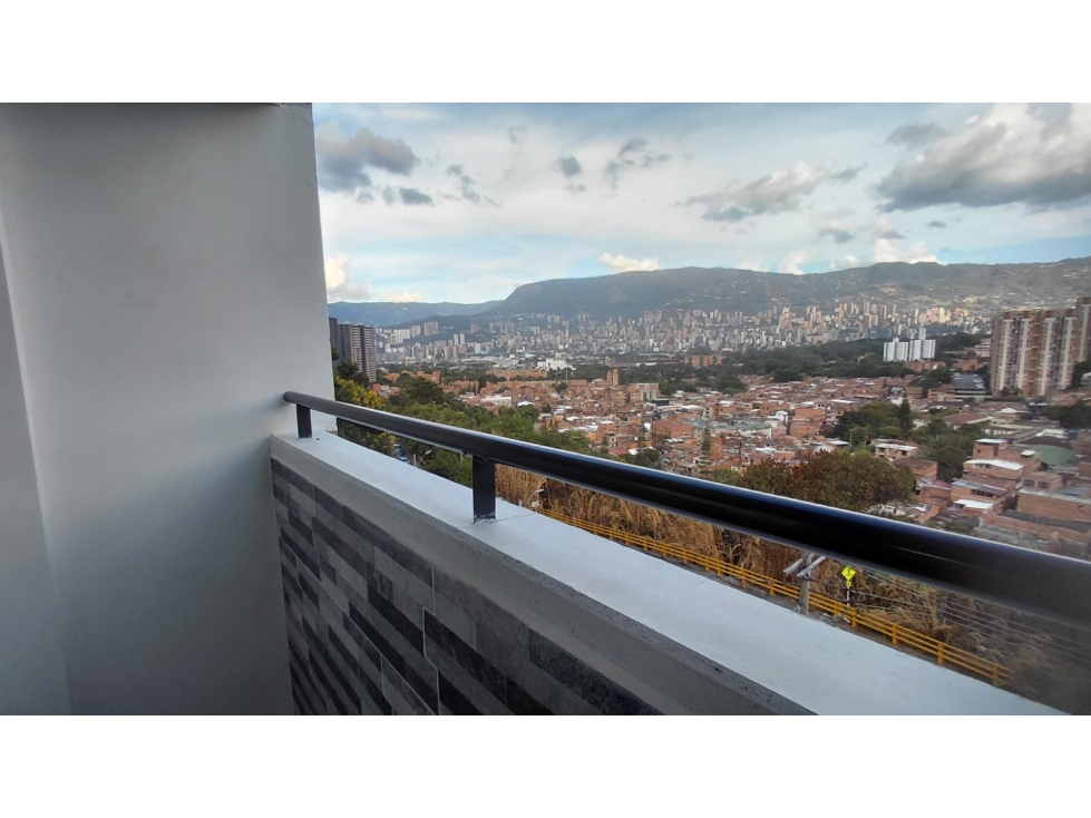 APARTAMENTO EN ARRIENDO SECTORLOMA DE LOS BERNAL — foto 2
