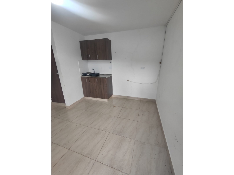 LOCAL EN ARRIENDO SECTOR BELEN RINCON — foto 2