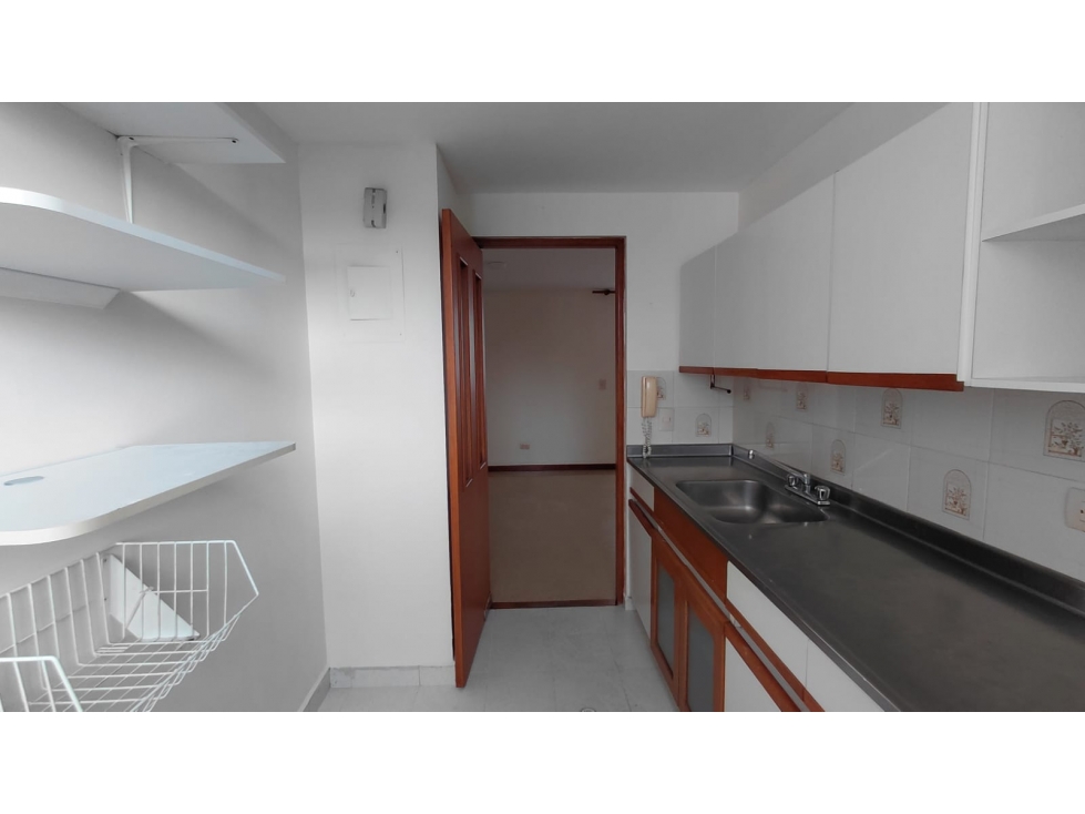 APARTAMENTO EN ARRIENDO SECTOR LA MOTA — foto 3