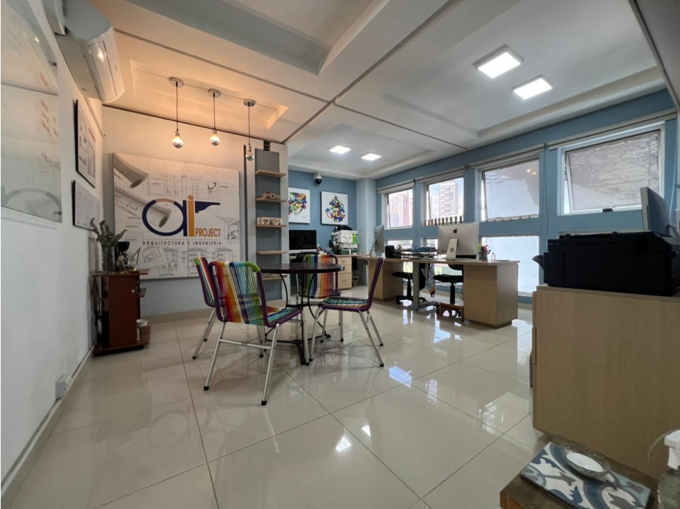 LOCAL COMERCIAL EN ARRIENDO — foto 2