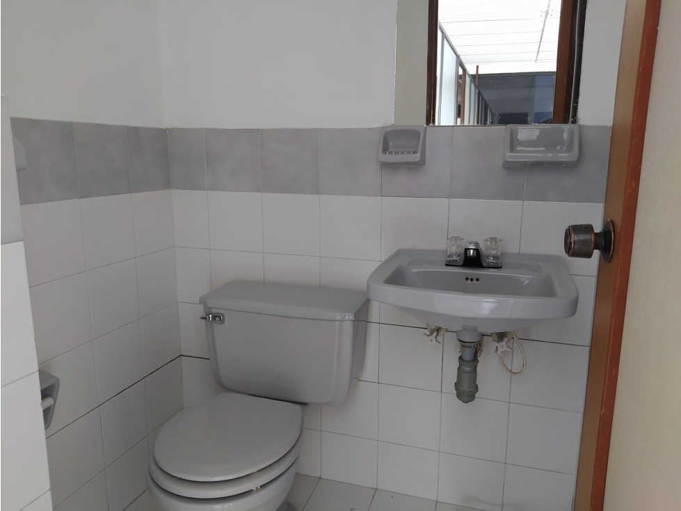 OFICINA EN ARRIENDO SECTOR LAURELES — foto 6