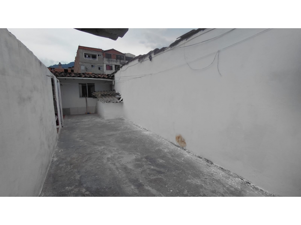 CASA EN ARRIENDO SECTOR LA MILAGROSA — foto 3