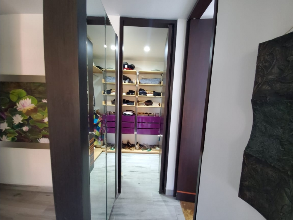 Cómodo, y lujoso apartamento para la venta en sector exclusivo. — foto 4