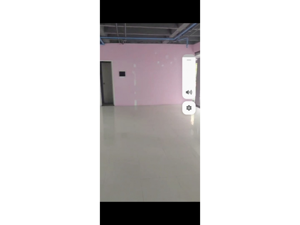 LOCAL COMERCIAL EN ARRIENDO — foto 4
