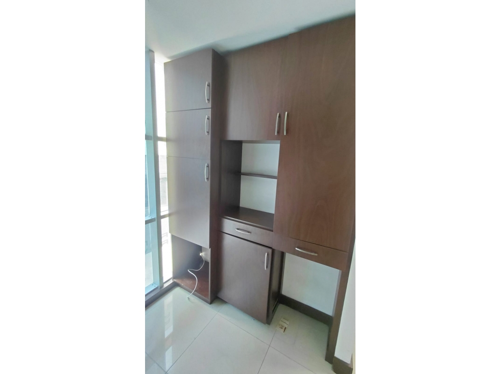 LOCAL EN ARRIENDO SECTOR OVIEDO — foto 5