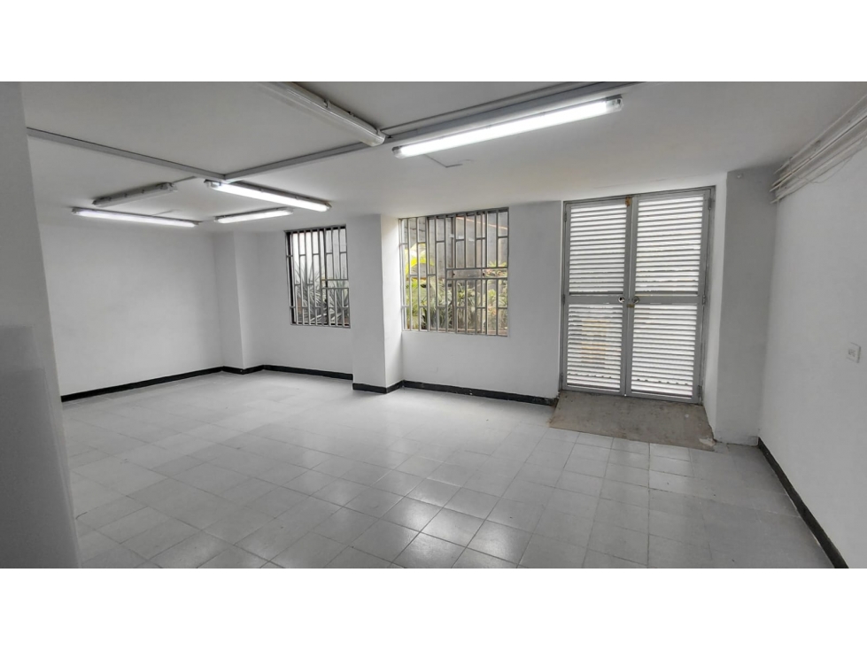 LOCAL EN ARRIENDO SECTOR LAURELES — foto 6