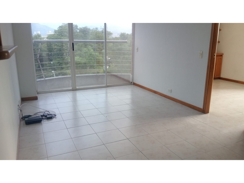 APARTAMENTO EN ARRIENDO SECTOR DE PATIO BONITO